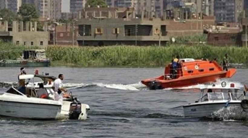 Ινδία: Τουλάχιστον 15 νεκροί από την βύθιση πλοίου